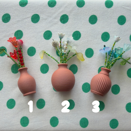 Beaded Flower Mystery Magnet Vase